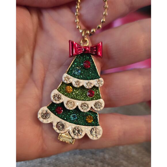 NWOT Betsey Johnson 3-Tier Articulated Christmas Tree Necklace Original Box - Picture 2 of 7